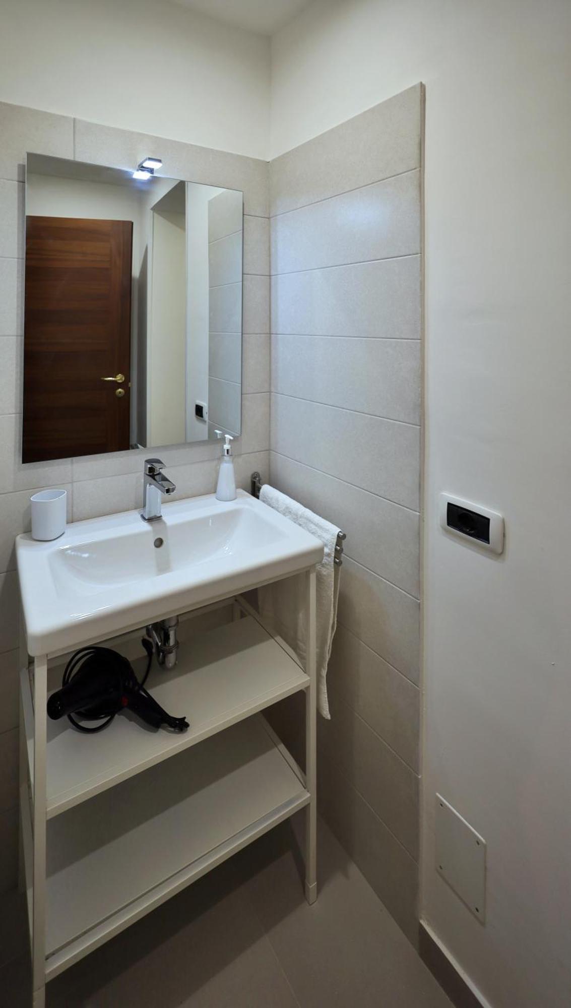 Cataneasy Rooms المظهر الخارجي الصورة